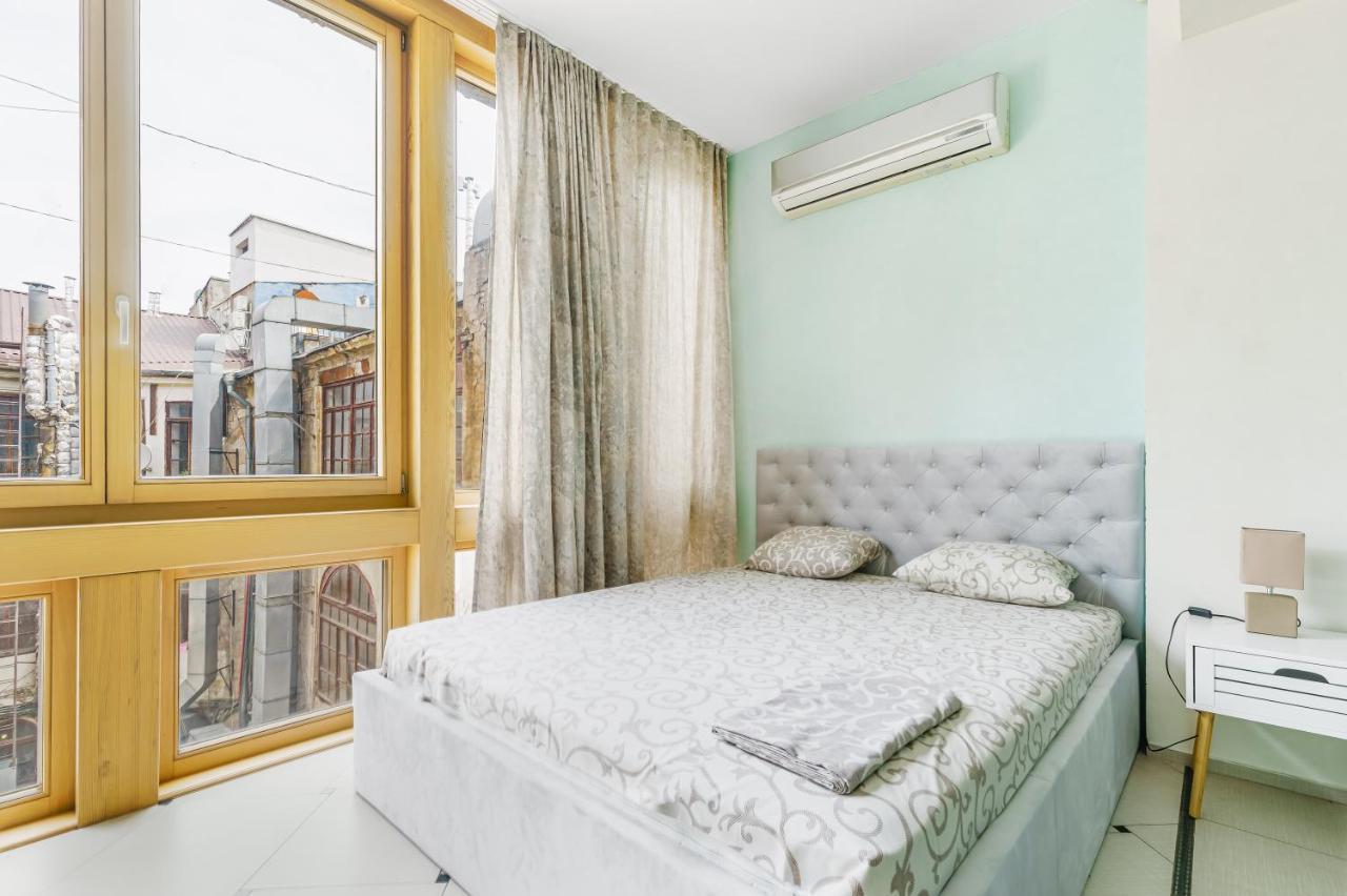 Deribasivska Cozy 4-Room Apartment Odessa Ngoại thất bức ảnh