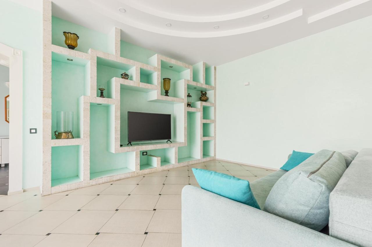 Deribasivska Cozy 4-Room Apartment Odessa Ngoại thất bức ảnh